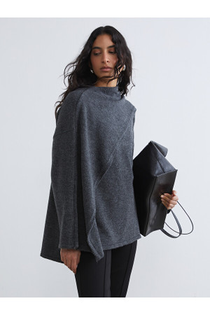 LCW Modest Dökümlü Şal Yaka Oversize Kadın Triko Kazak LCW Modest Dökümlü Şal Yaka Oversize Kadın Triko Kazak